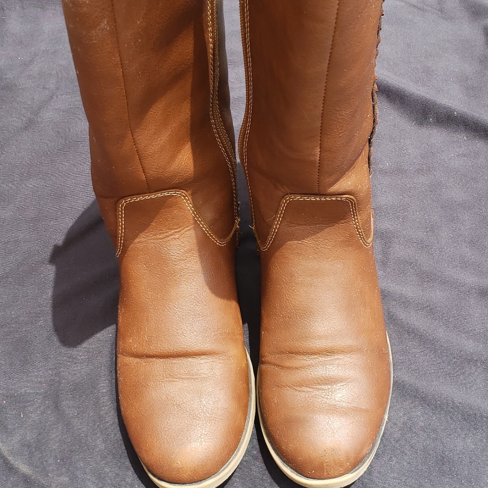Slightly used TAN high riding boots